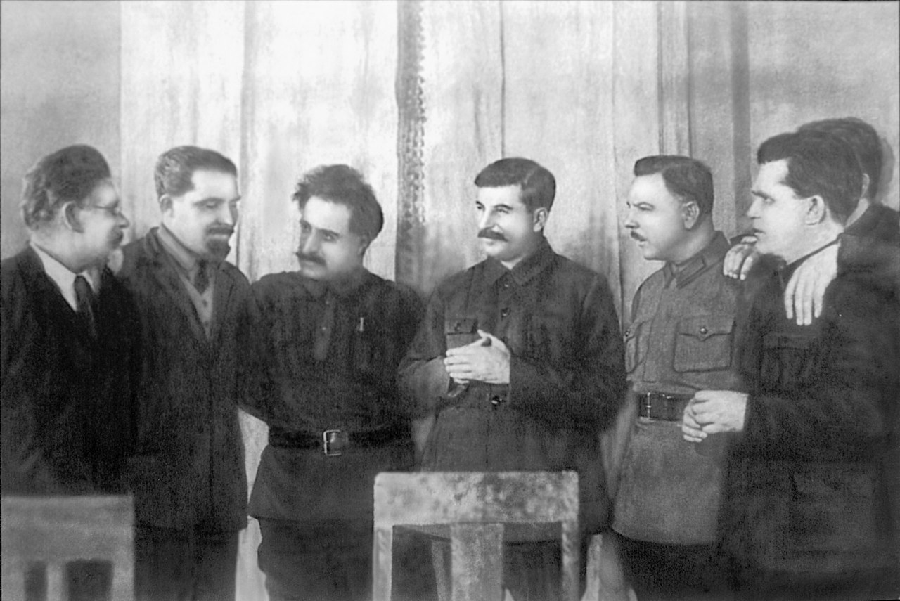 Раскулачивание и коллективизация крестьянских хозяйств в 1928-1930 годах в Автономной Советской Социалистической Республике Немцев Поволжья Раскулачивание и коллективизация крестьянских хозяйств в 1928-1930 годах в Автономной Советской Социалистической Республике Немцев Поволжья